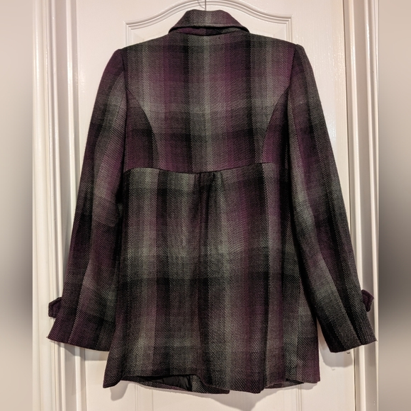 Women Coat/Jacket - Picture 2 of 8